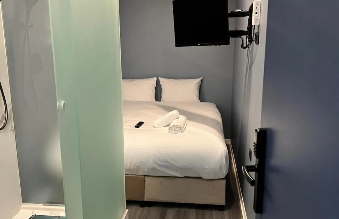 The Hyve Budget Hotel Rotterdam-1